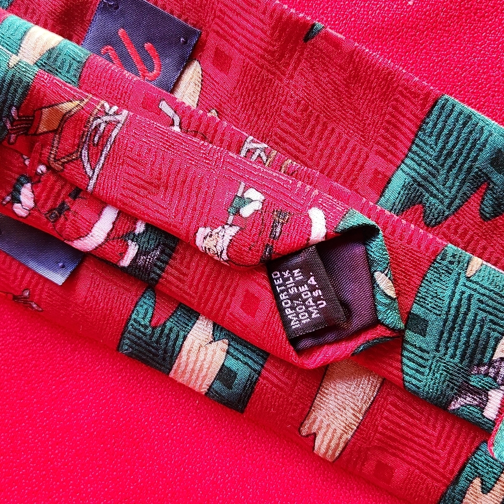 Slik Christmas Tie - Picture 4 of 4